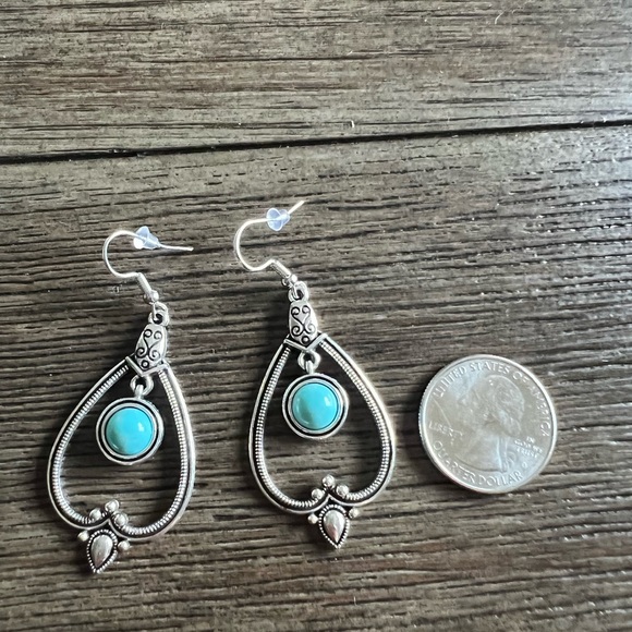 TURQUOISE WATER DROP EARRINGS - Picture 8 of 8